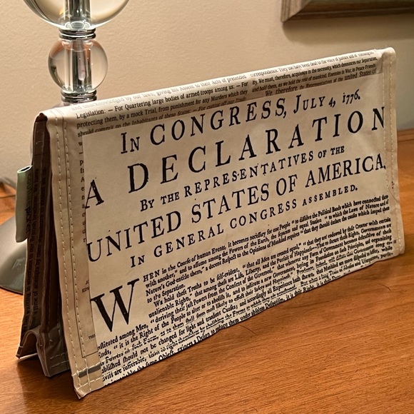 Couture Planet Clutch - RARE The Marilyn Declaration of Independence News Print - Picture 1 of 8